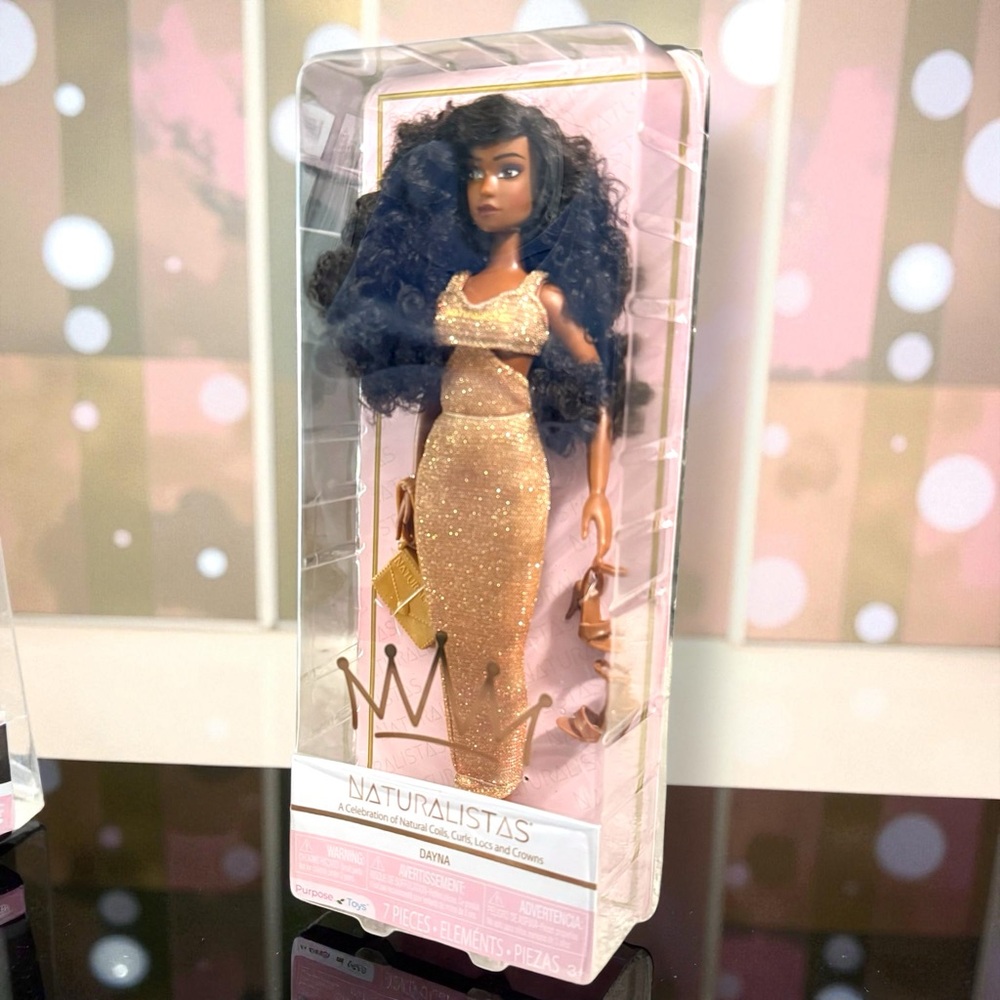 Naturalistas Single Doll 11.5” DAYNA NIB